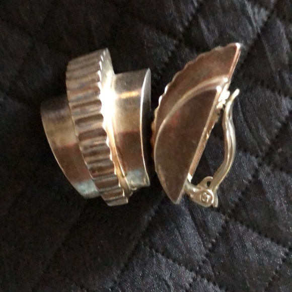 Vintage Sterling Silver Clip-On Earrings - Picture 4 of 7